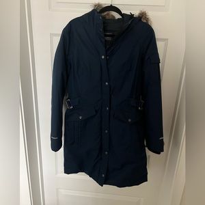 Women’s Eddie Bauer navy blue parka size medium